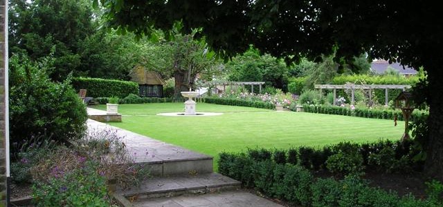 Featured image of post Landscape Garden Images Uk / A wide variety of landscaped gardens images options are available to you, such as crystal.